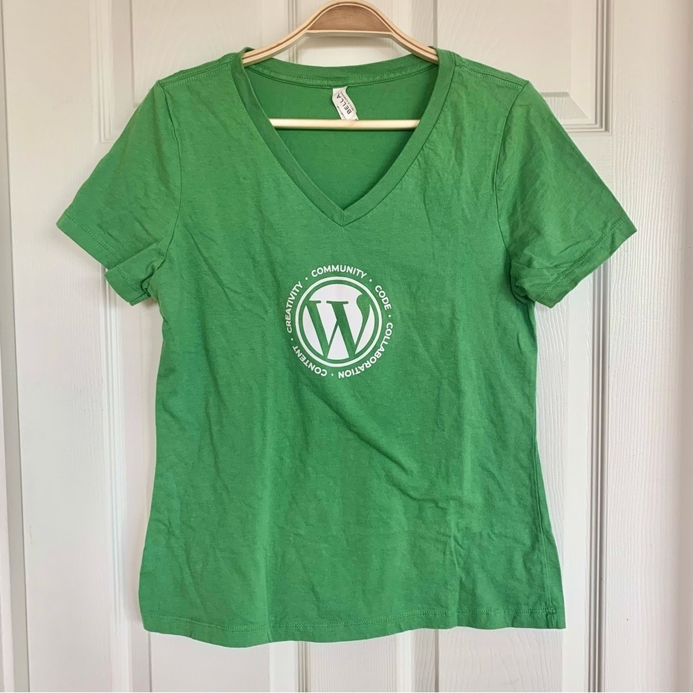 Bright Green Wordpress Logo Graphic V-Neck Tee T-Shirt